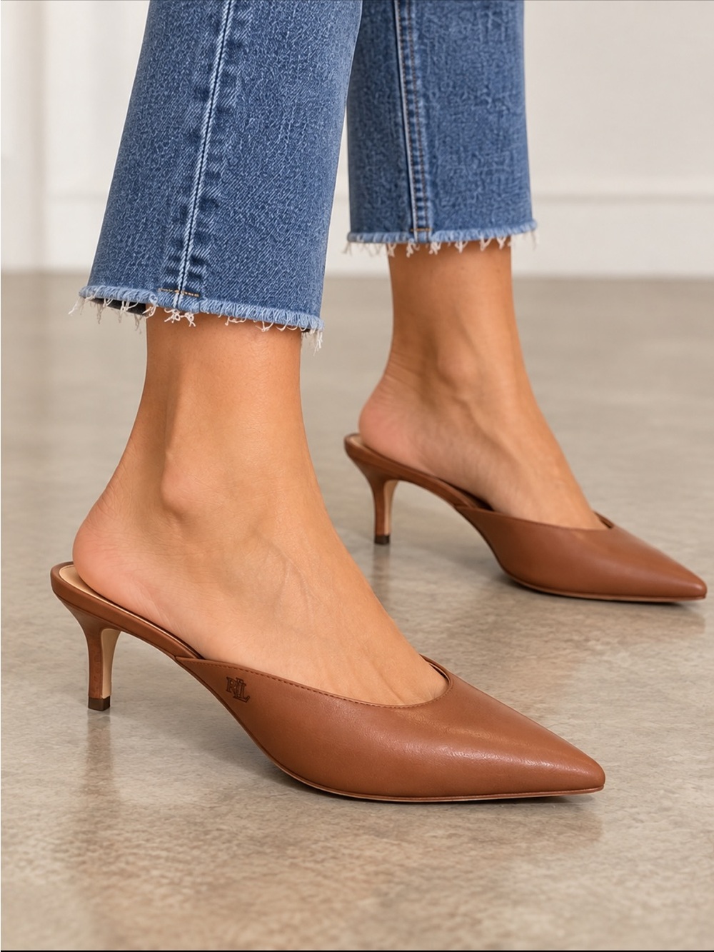 Ralph Lauren Adrienne Brown Leather Mules Size 7 NEW